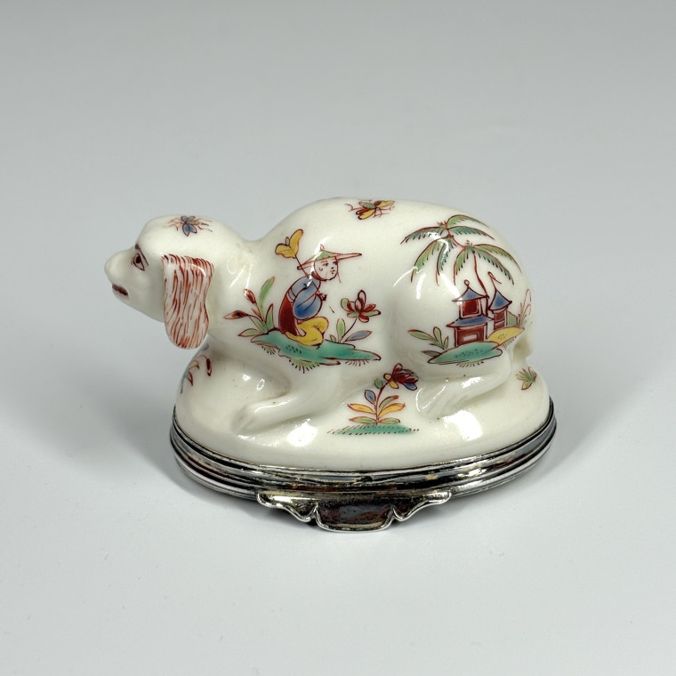 Tabatière en porcelaine de Saint-Cloud – XVIIIe siècle
