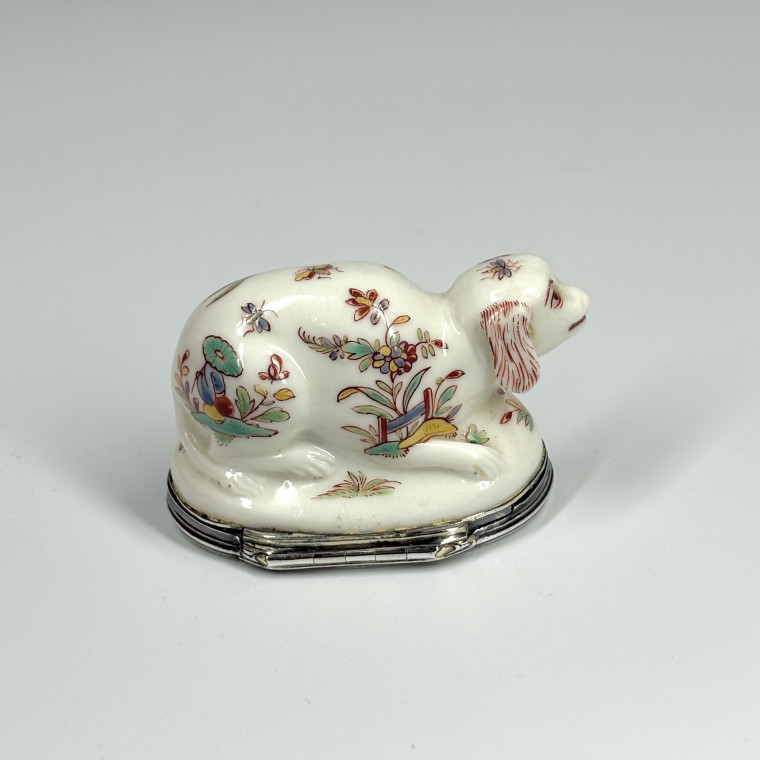 Tabatière en porcelaine de Saint-Cloud – XVIIIe siècle