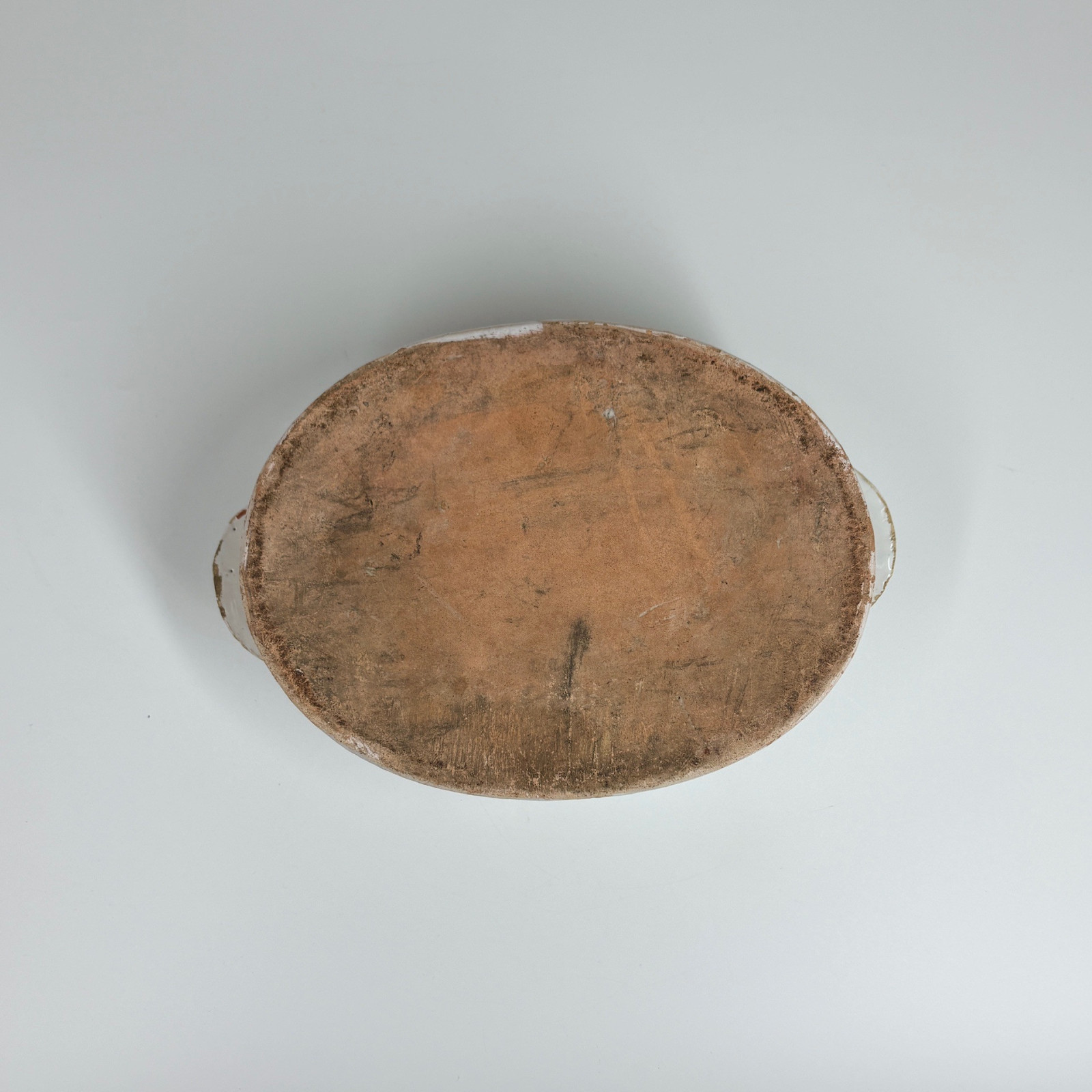 Terrine en faïence de Rouen à décor dit « à l’échantillon », XVIIIe siècle.