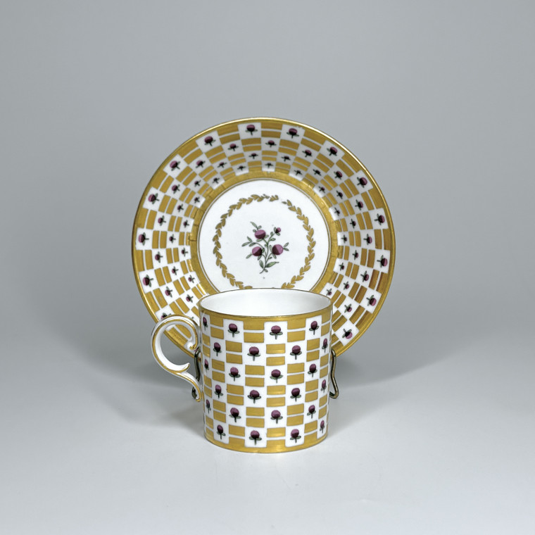 Sèvres - Litron cup and saucer in hard porcelain - Eighteenth century