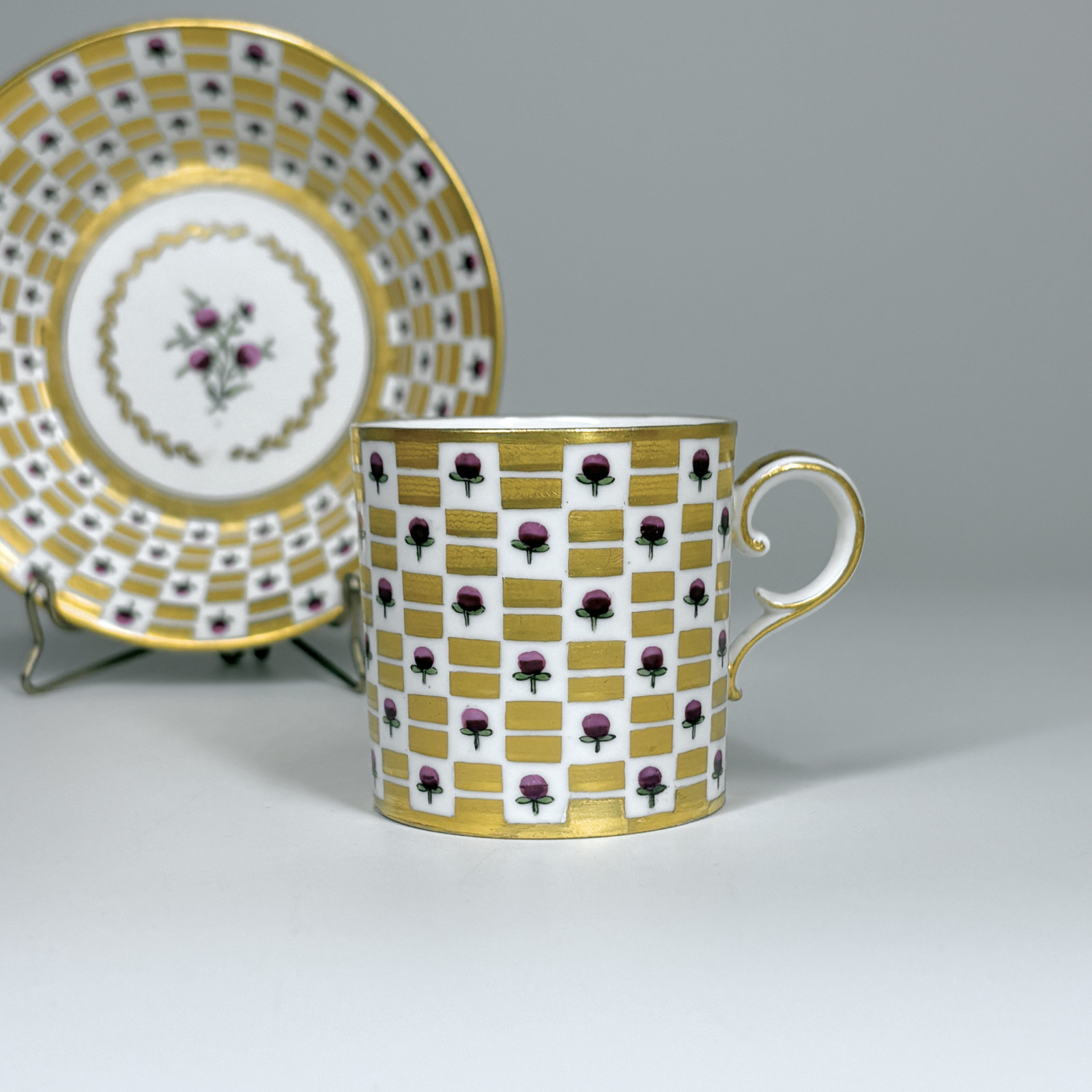 Sèvres - Litron cup and saucer in hard porcelain - Eighteenth century