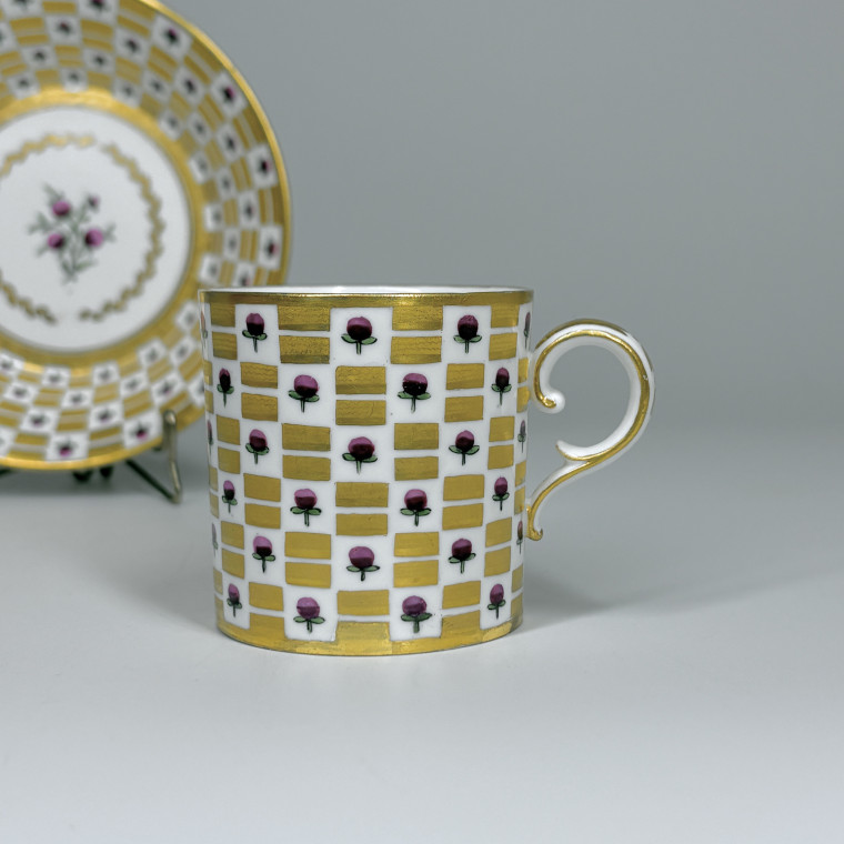 Sèvres - Litron cup and saucer in hard porcelain - Eighteenth century