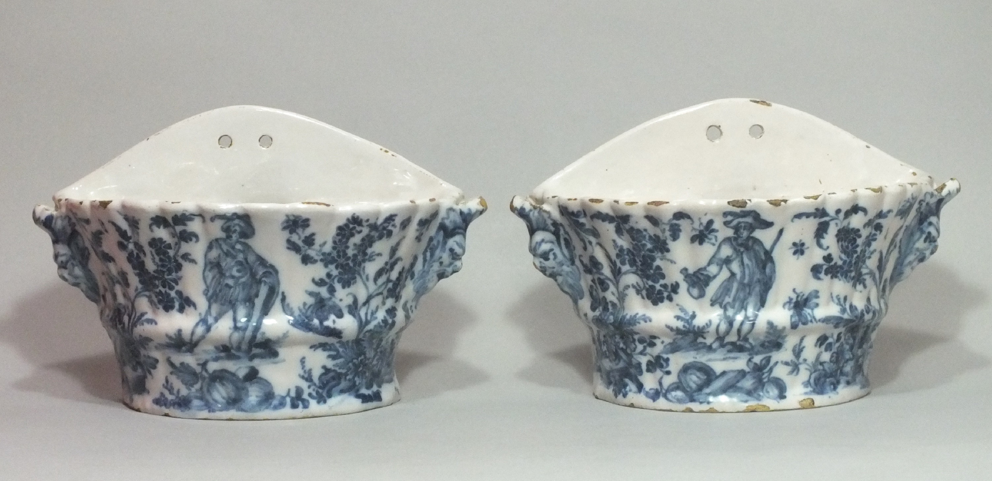 Lyon - A pair of flower-applies - Eighteenth Century