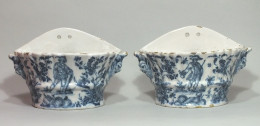 Lyon - A pair of flower-applies - Eighteenth Century