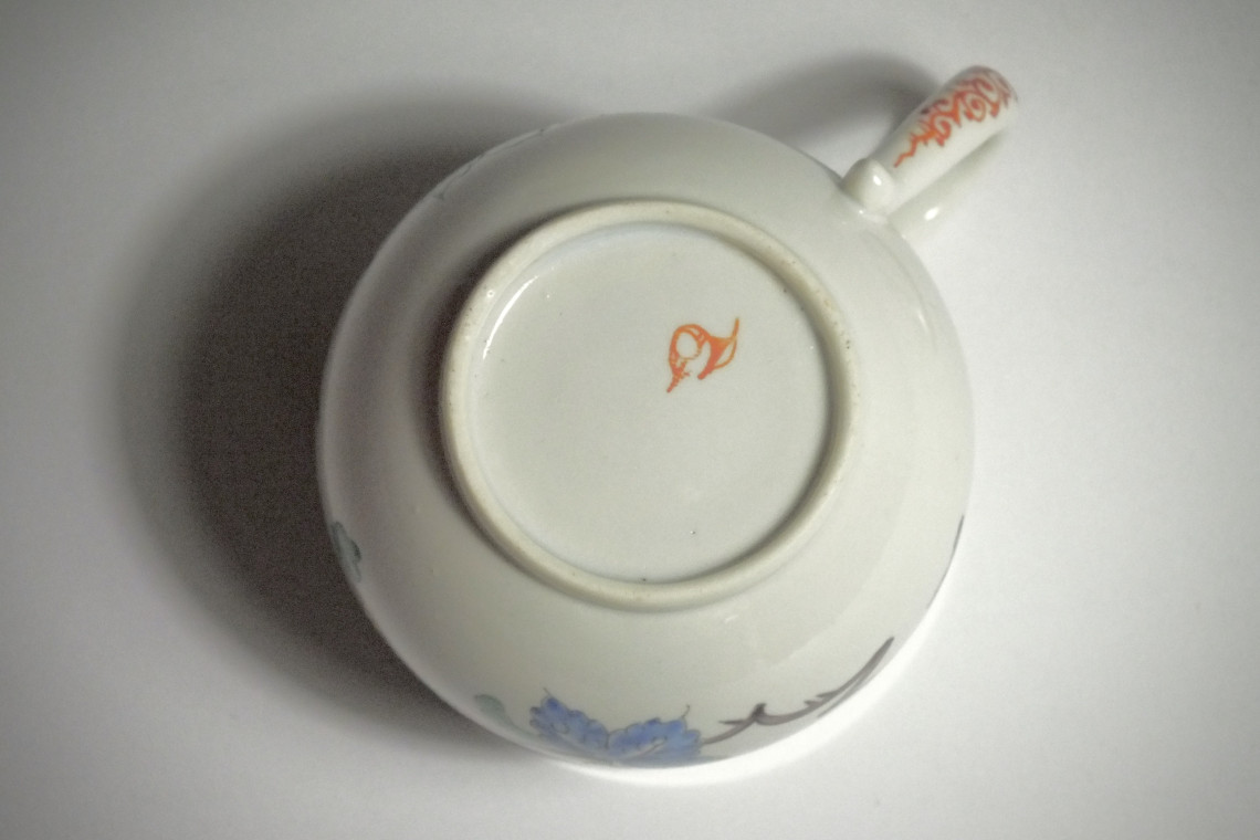 Chantilly - Pot à jus à décor Kakiemon - XVIIIe siècle