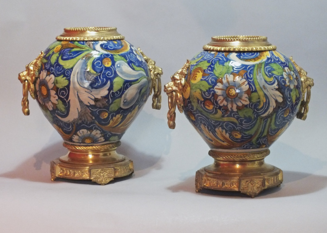 Venice - Pair of vases majolica - sixteenth Century