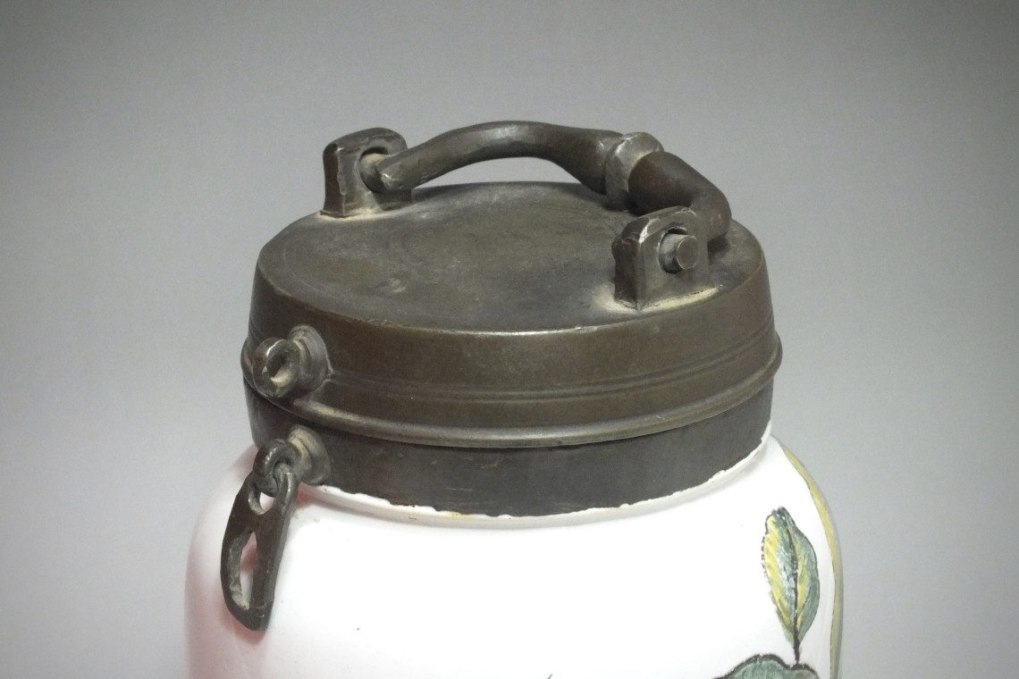 Saint-Omer - Pot à tabac - XVIIIe siècle