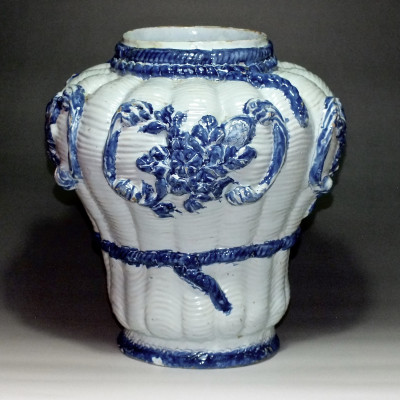 Nevers - earthenware vase decoration "wicker" - seventeenth century