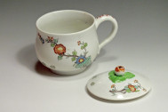 Chantilly - decor juice jug Kakiemon - eighteenth century (2)
