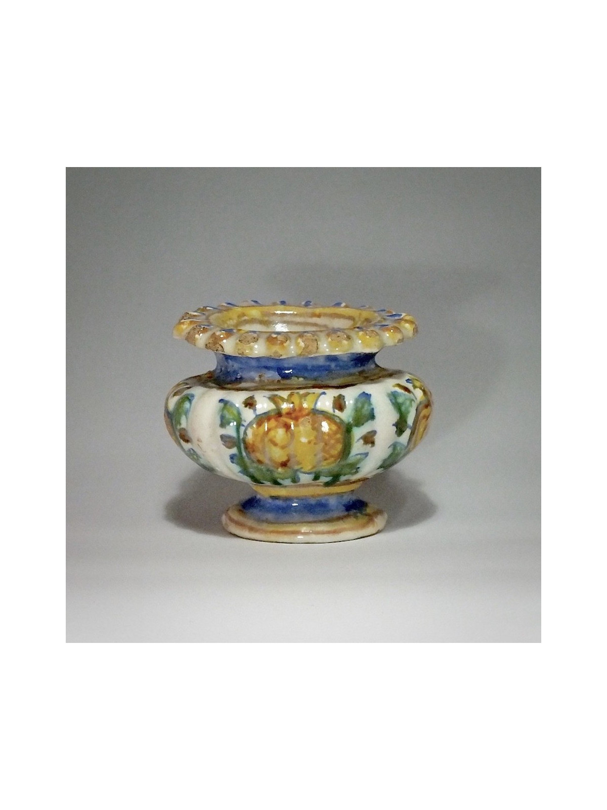 Marche (Pesaro or Duchy of Urbino) - salt cellar oval - seventeenth century