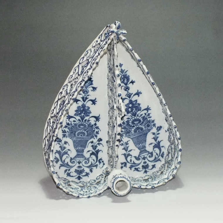 Turin (Italy) - heart shaped basket - eighteenth century