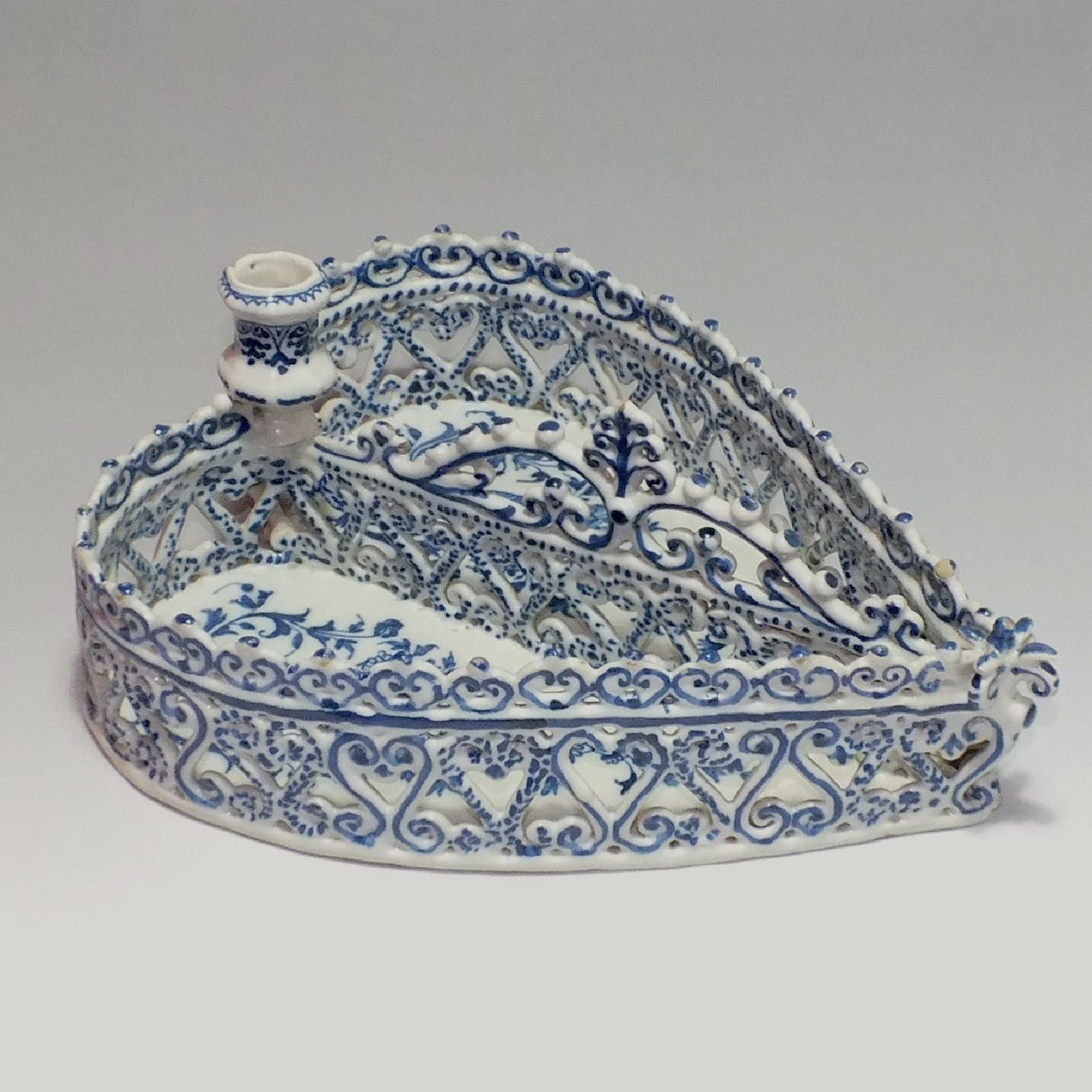 Turin (Italy) - heart shaped basket - eighteenth century