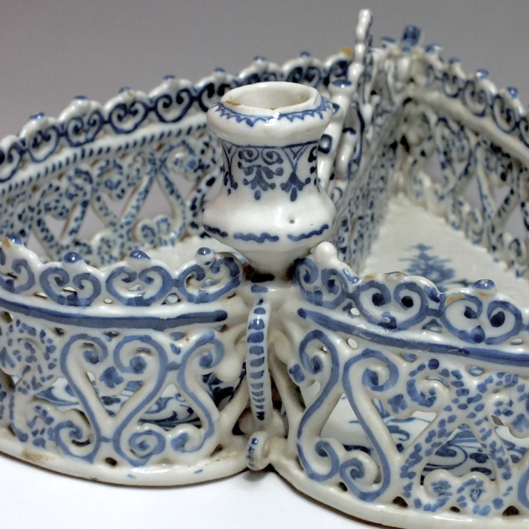 Turin (Italy) - heart shaped basket - eighteenth century