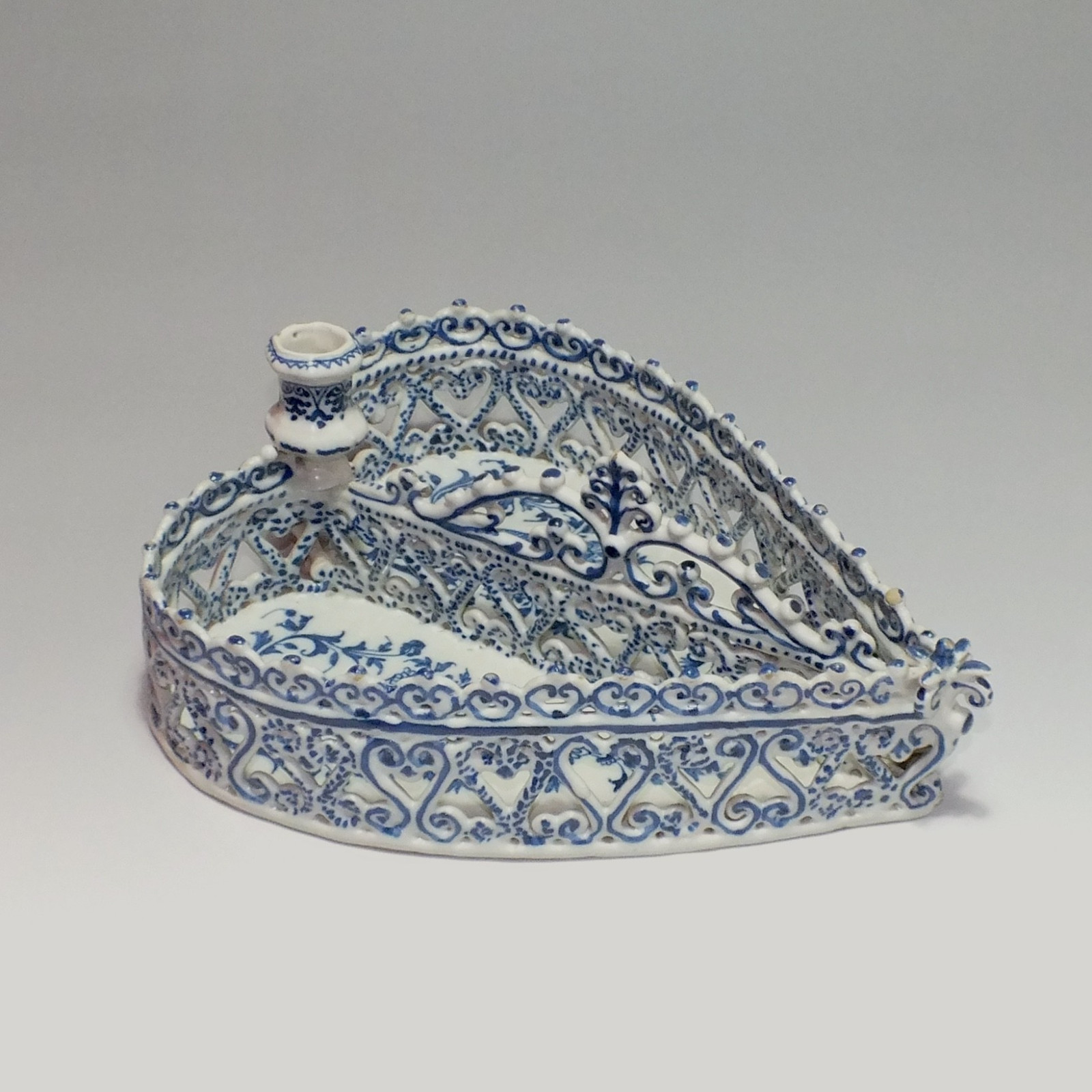 Turin (Italy) - heart shaped basket - eighteenth century