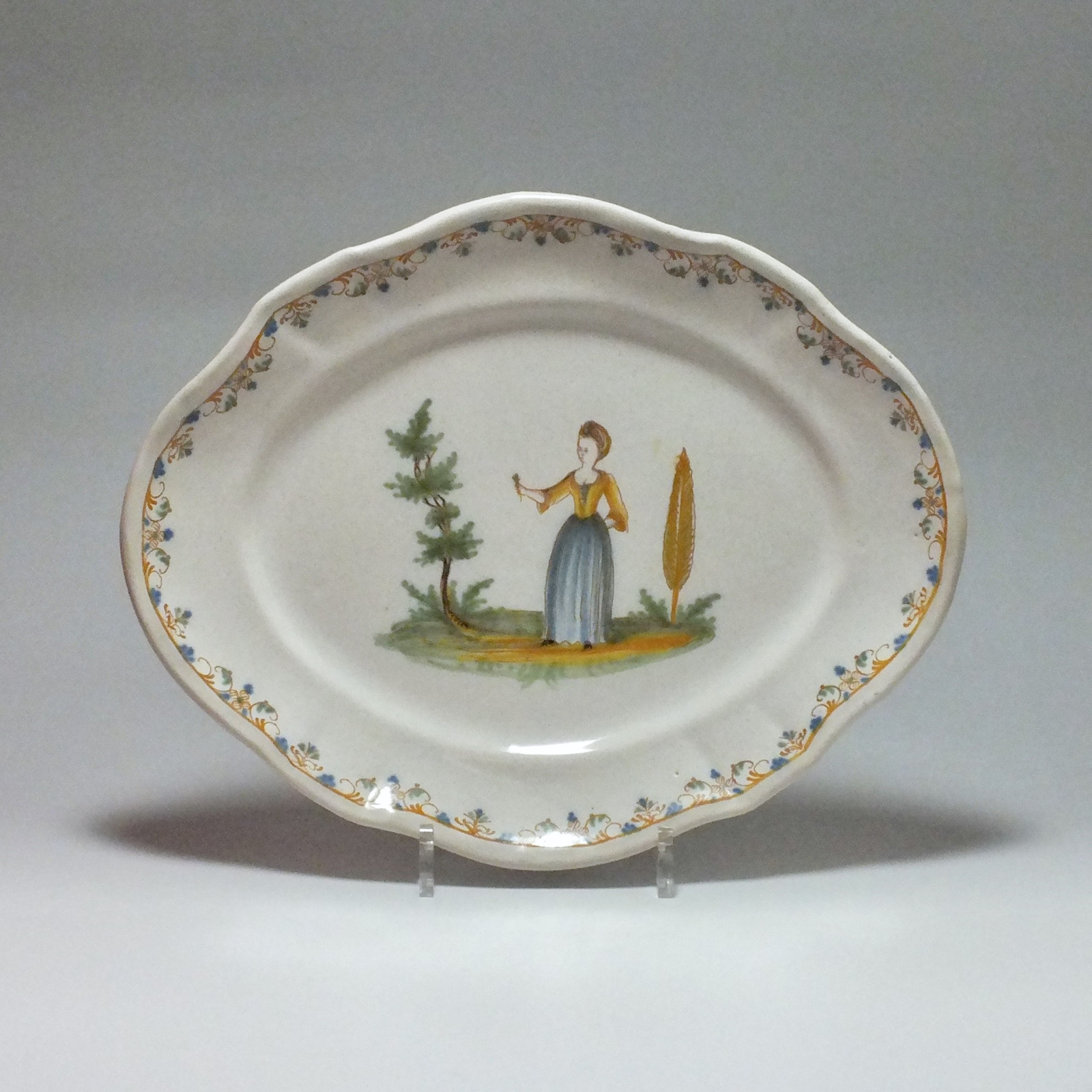 Lyon - dishes Pair - eighteenth century