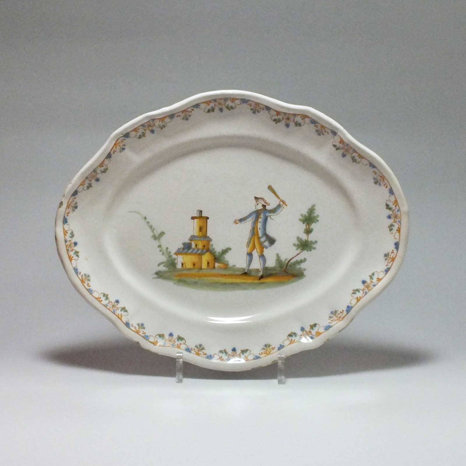 Lyon - Paire de plats - XVIIIe siècle