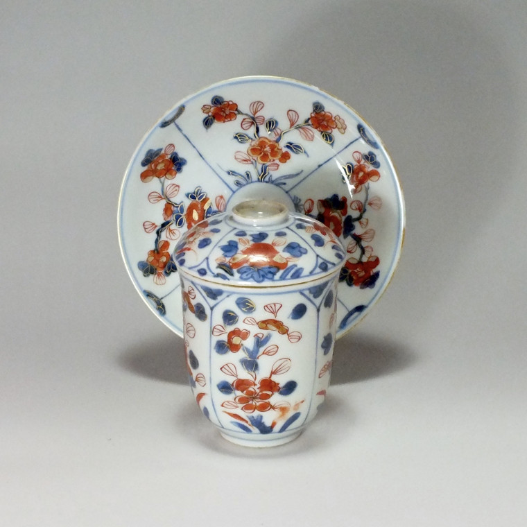 China - covered goblet decorated Imari - eighteenth century