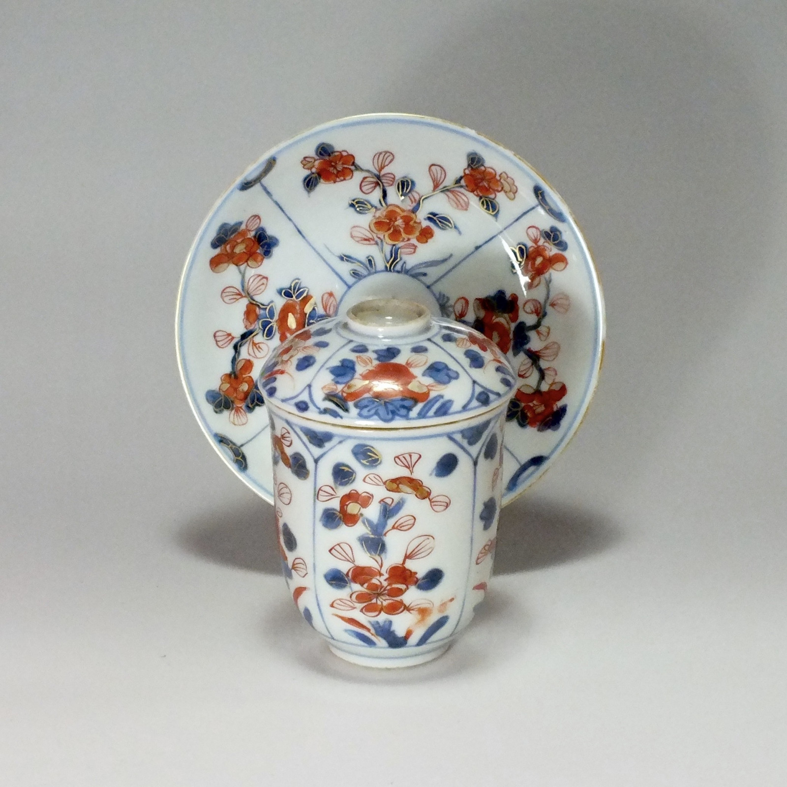 China - covered goblet decorated Imari - eighteenth century