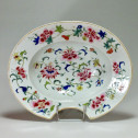 COMPANY OF INDIA - Shaving plate - pink Family - Time(Period) QIANLONG ( 1736-1795 )