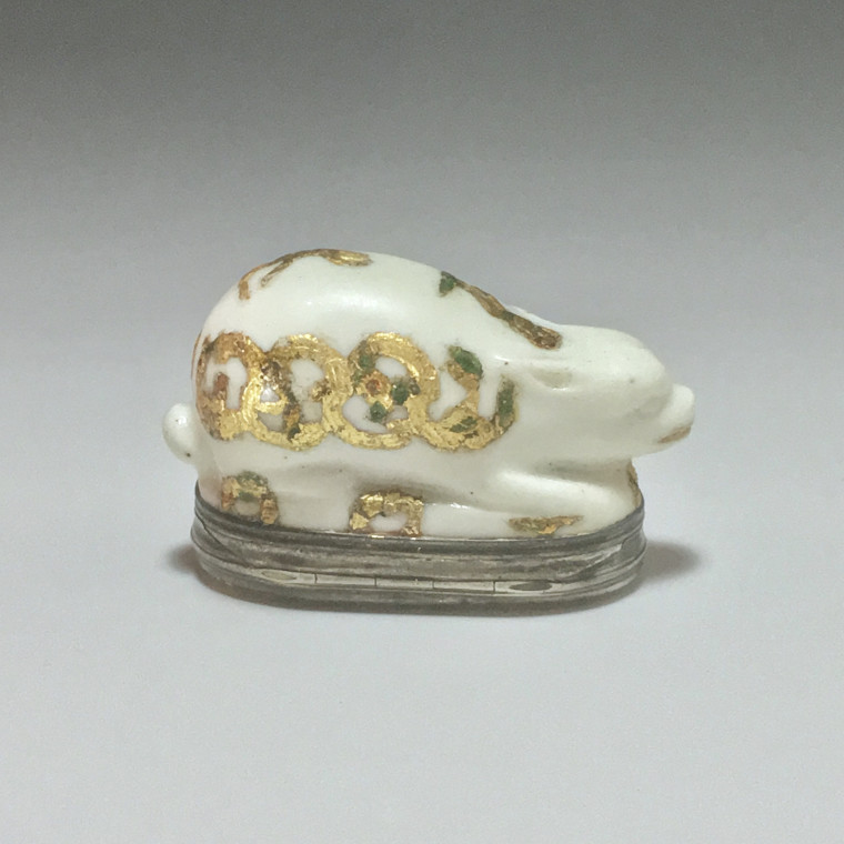 Saint Cloud - Boîte figurant un lièvre - XVIIIe siècle