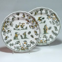 Moustiers - Pair of plates decorated with grotesque - eighteenth century