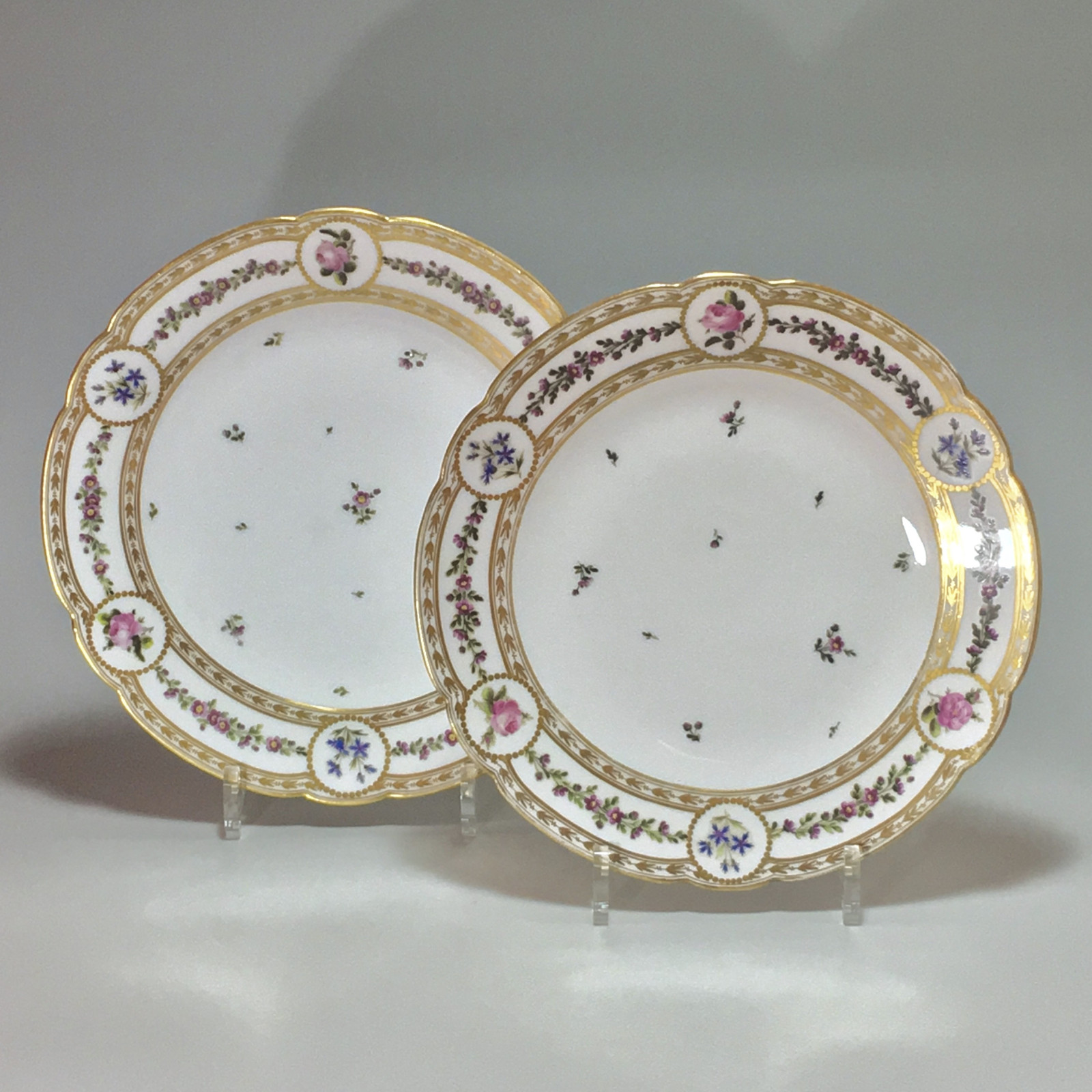 Paris - Clignancourt - said Mr. Manufacture - Pair of plates - eighteenth century