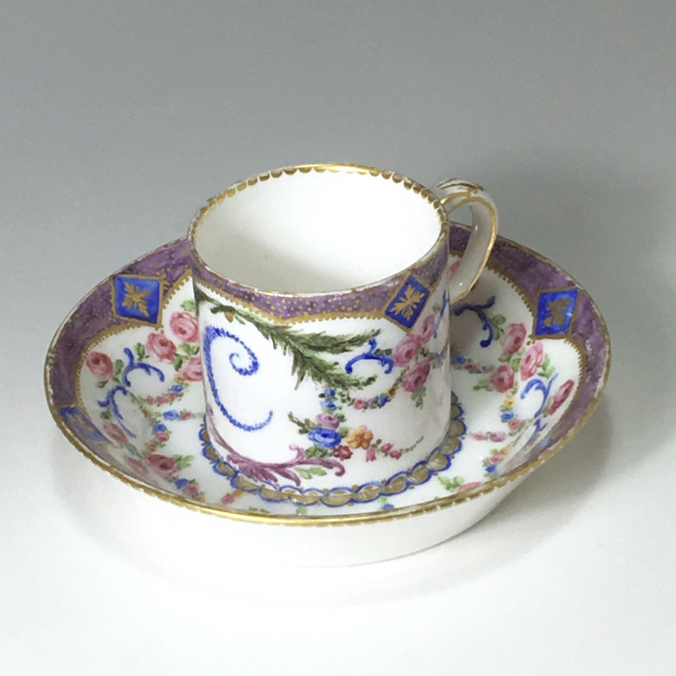 Sèvres - Tasse mignonette - XVIIIe siècle