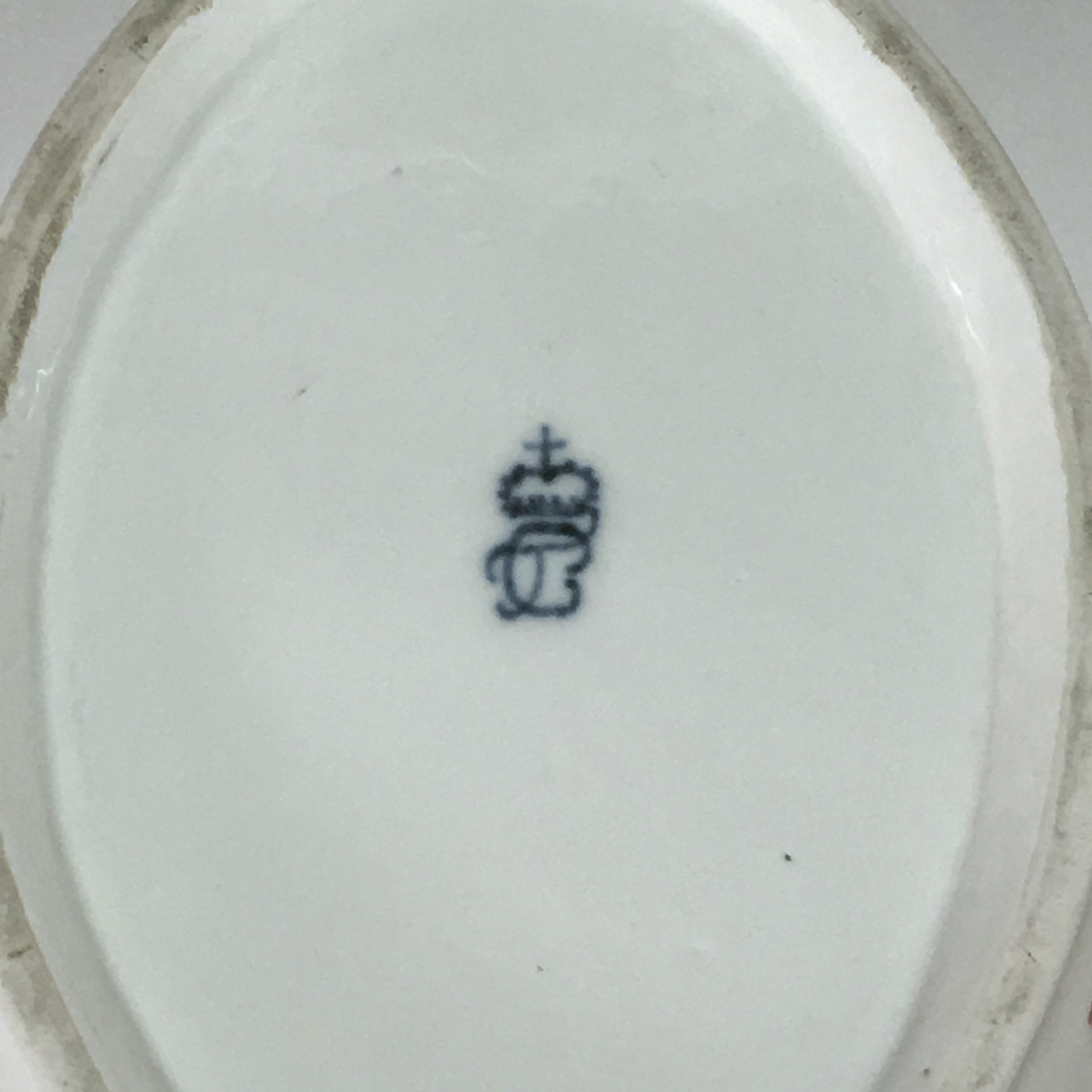 Frankenthal - Cruet set decorated with landscapes - 18th century