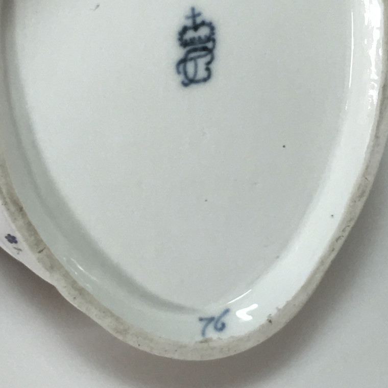 Frankenthal - Cruet set decorated with landscapes - 18th century