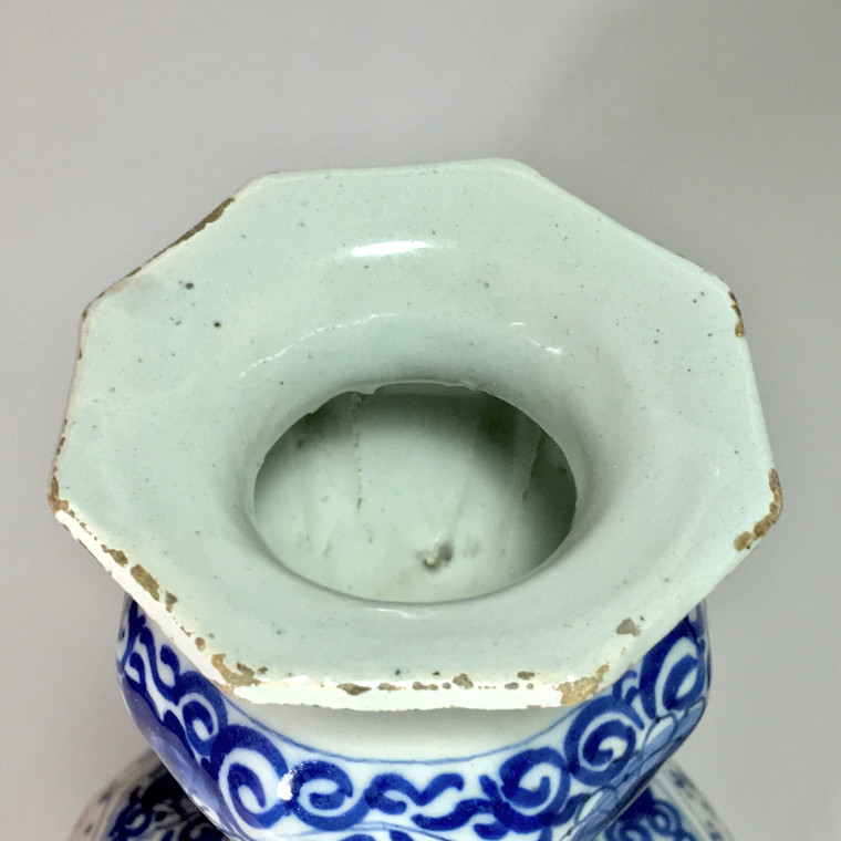 Delft - Pair of bottles - End of the seventeenth century