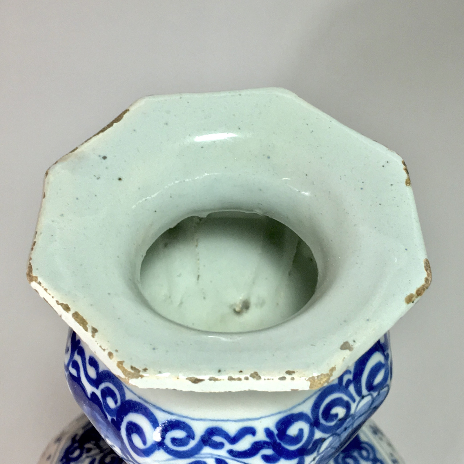 Delft - Pair of bottles - End of the seventeenth century