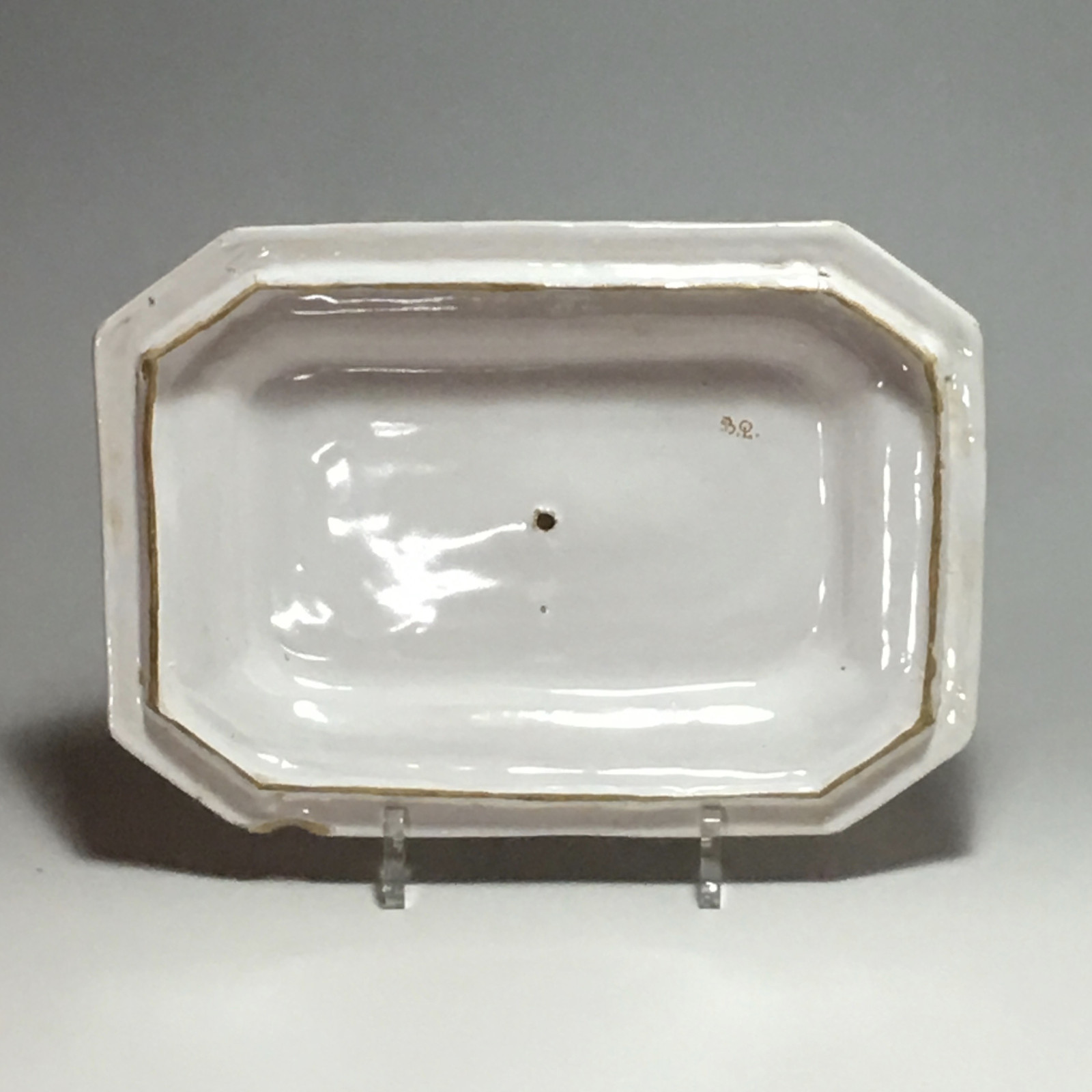 Moustiers - terrine lid - eighteenth century