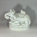 Alcora (Spain) Terrine depicting a ram - eighteenth century