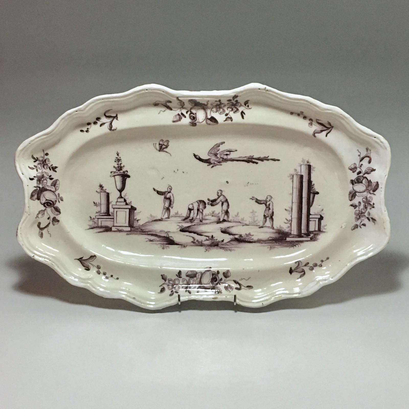 Lyon - Grand plat aux chinois - XVIIIe siècle