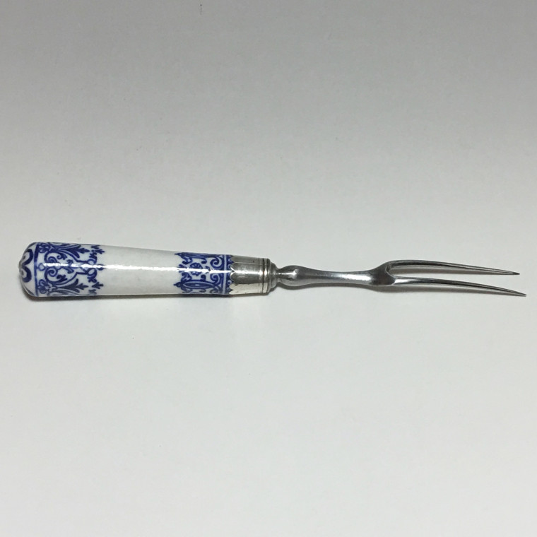 Paris or Saint-Cloud - fork with two teeth - eighteenth century - circa 1700-1720