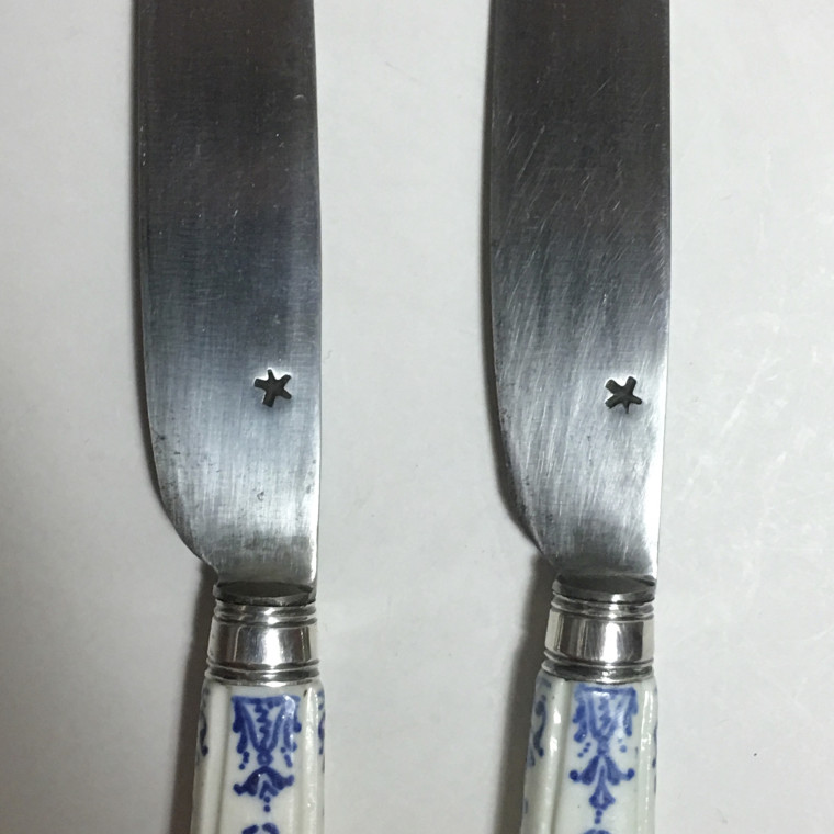 Chantilly - Paire de couteaux - XVIIIe siècle - Vers 1730-1740