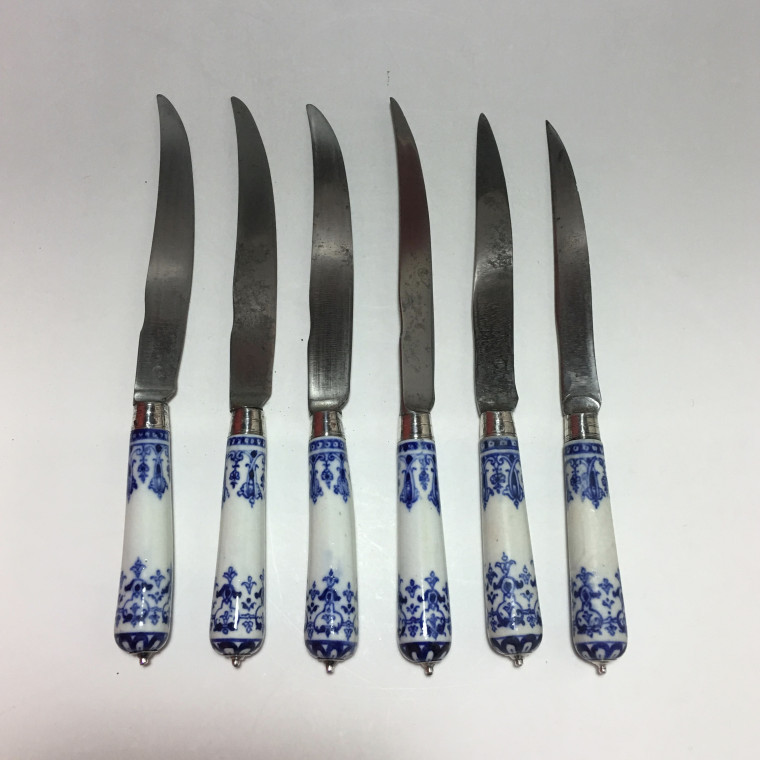 Saint-Cloud - Set of six knives - 18th century - circa 1710-1730