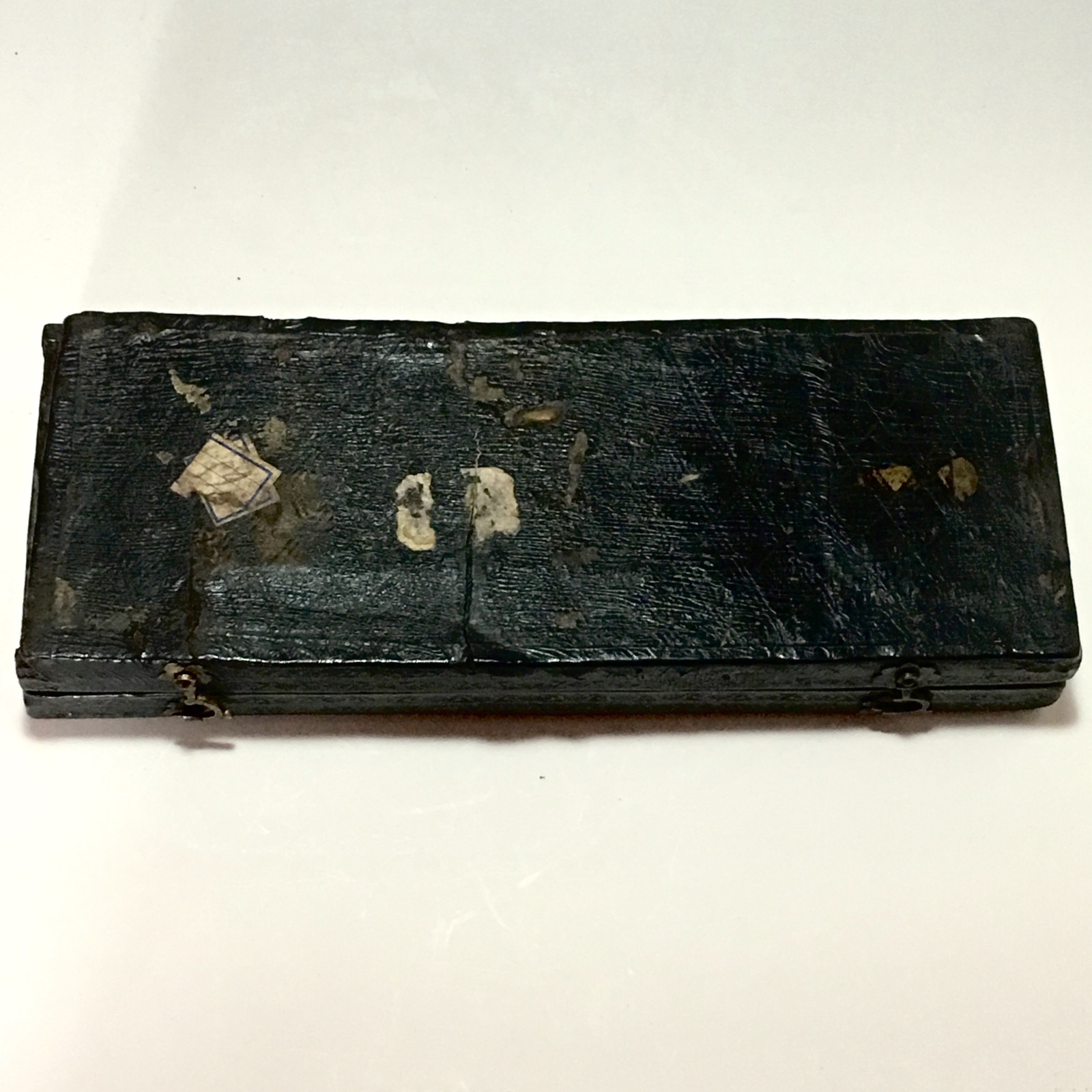 Saint-cloud – Coffret de six couteaux – XVIIIe siècle - vers 1710-1730