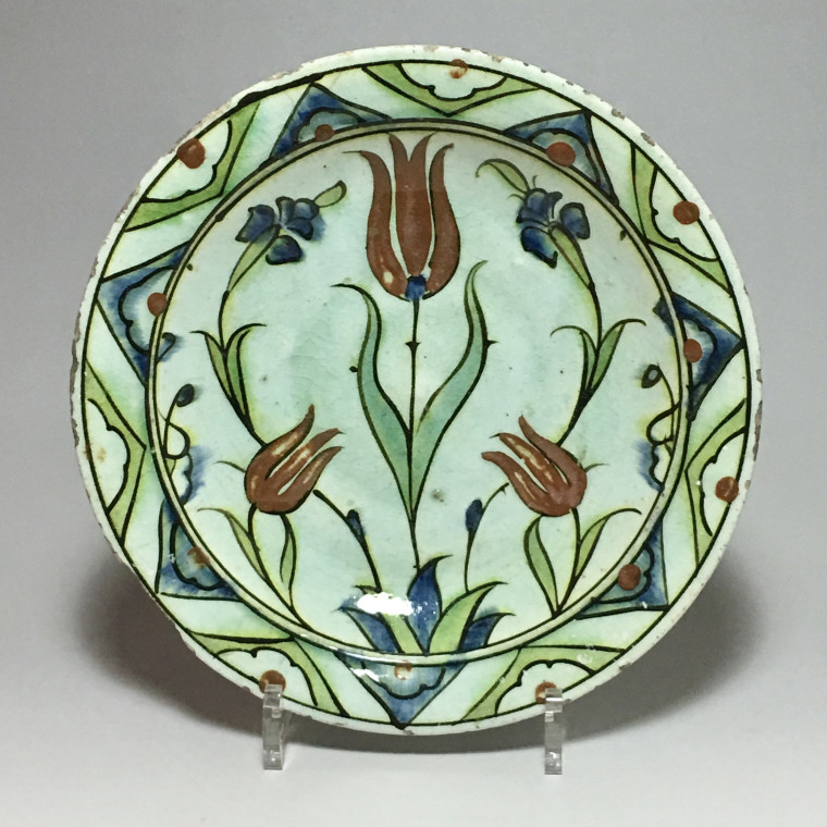 Iznik - dishes Pair of tulips - seventeenth century