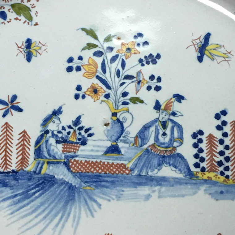 Moulins - Dish Chinese - eighteenth century