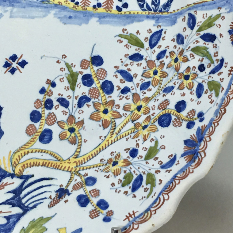 Moulins - Dish Chinese - eighteenth century