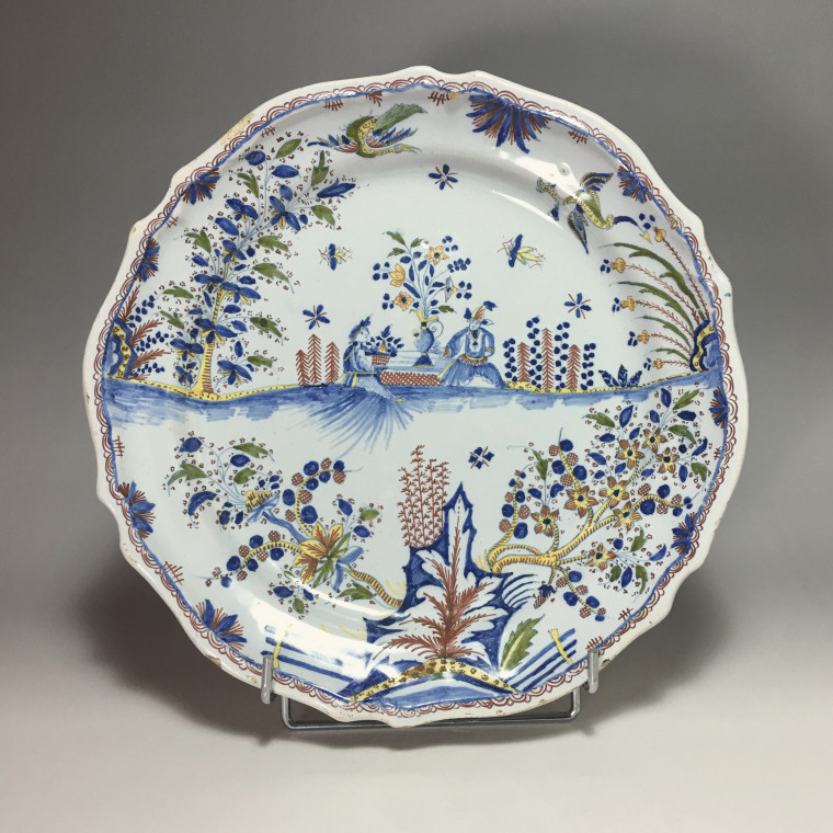 Moulins - Dish Chinese - eighteenth century