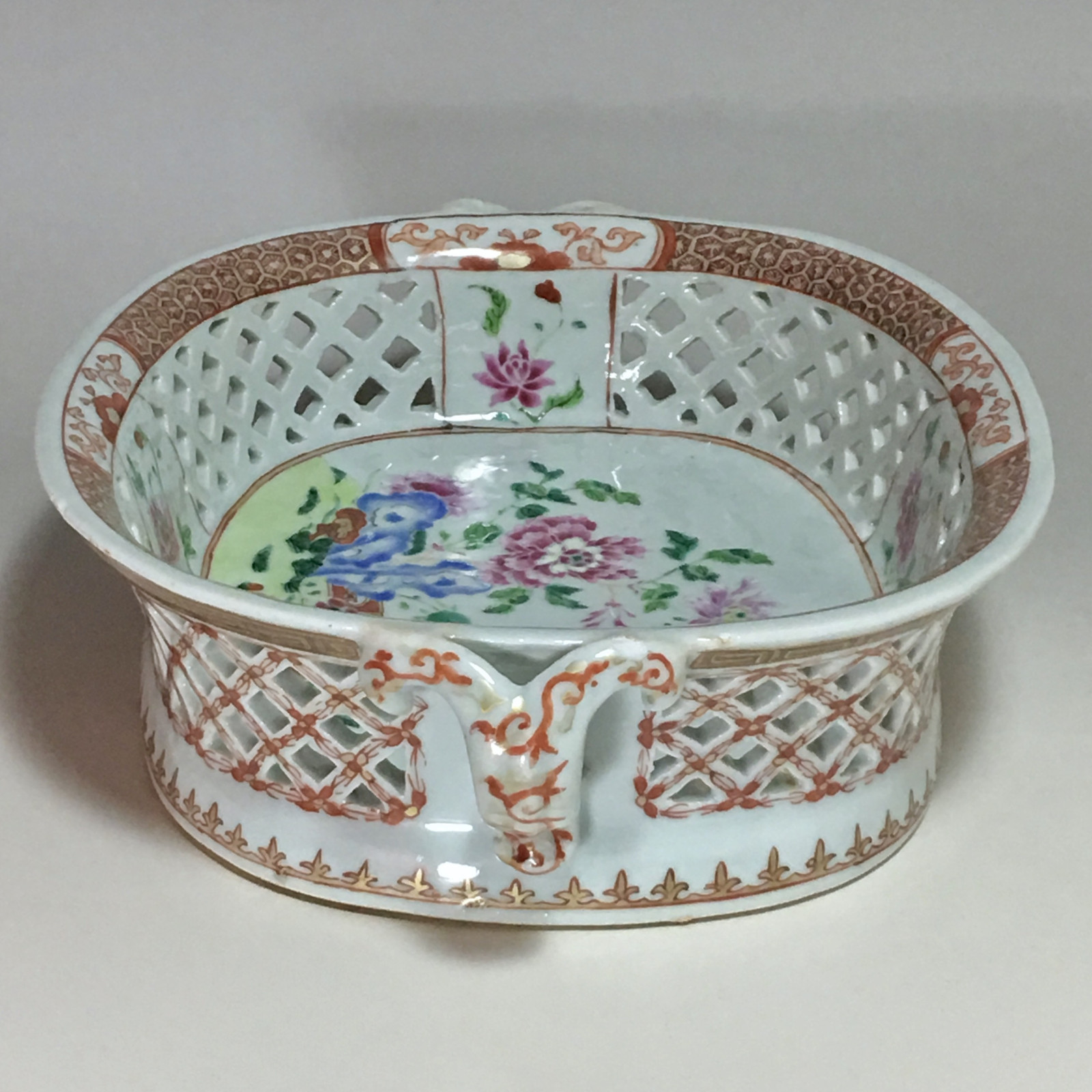 Compagnie des Indes - Corbeille ajourée famille rose - XVIIIe siècle