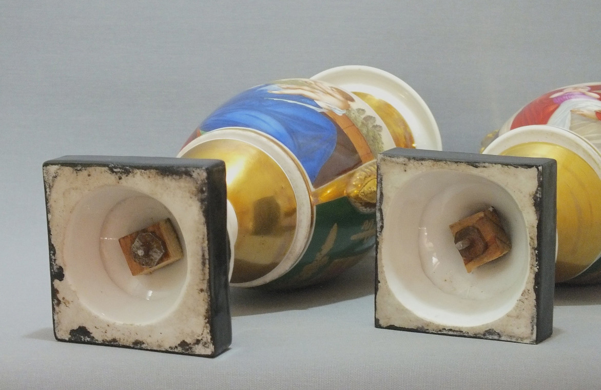 Paris - Paire de vases - Epoque restauration