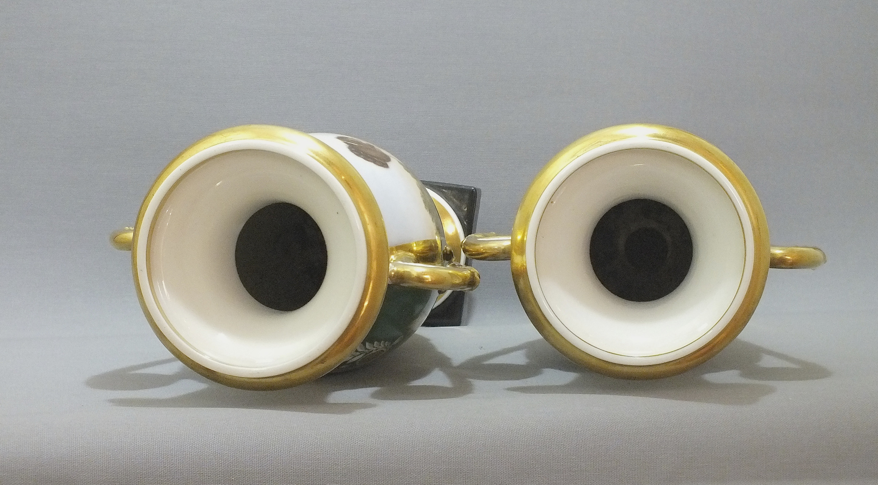 Paris - Paire de vases - Epoque restauration