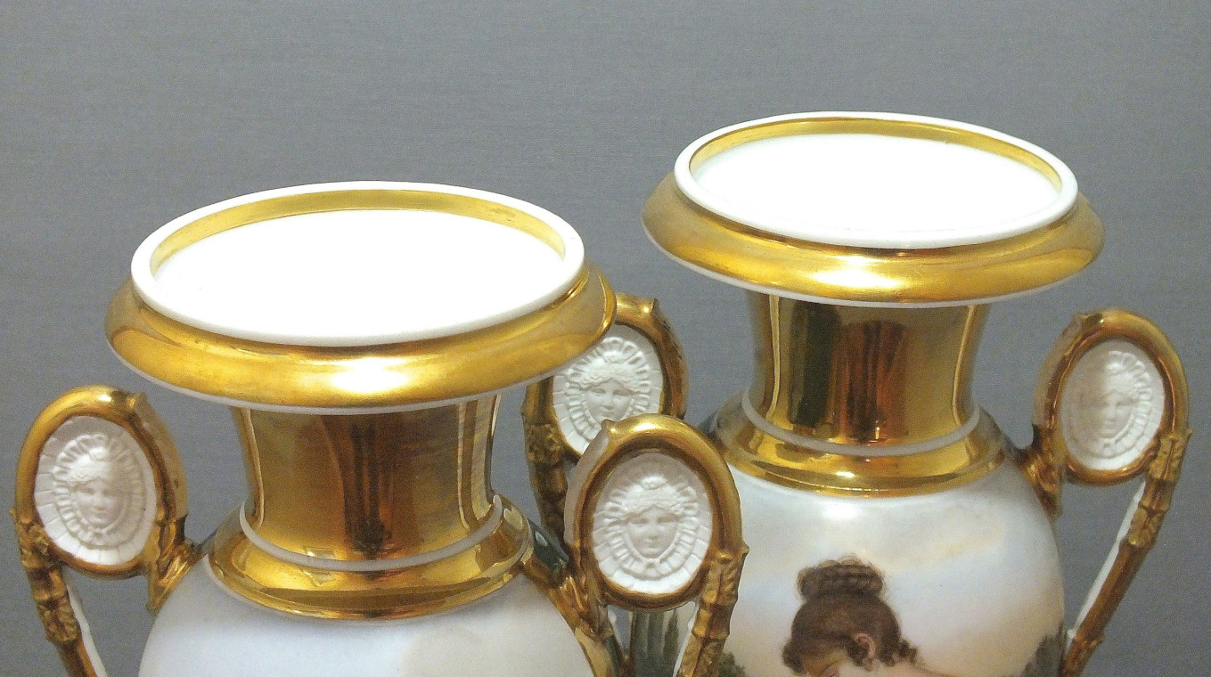 Paris - Paire de vases - Epoque restauration