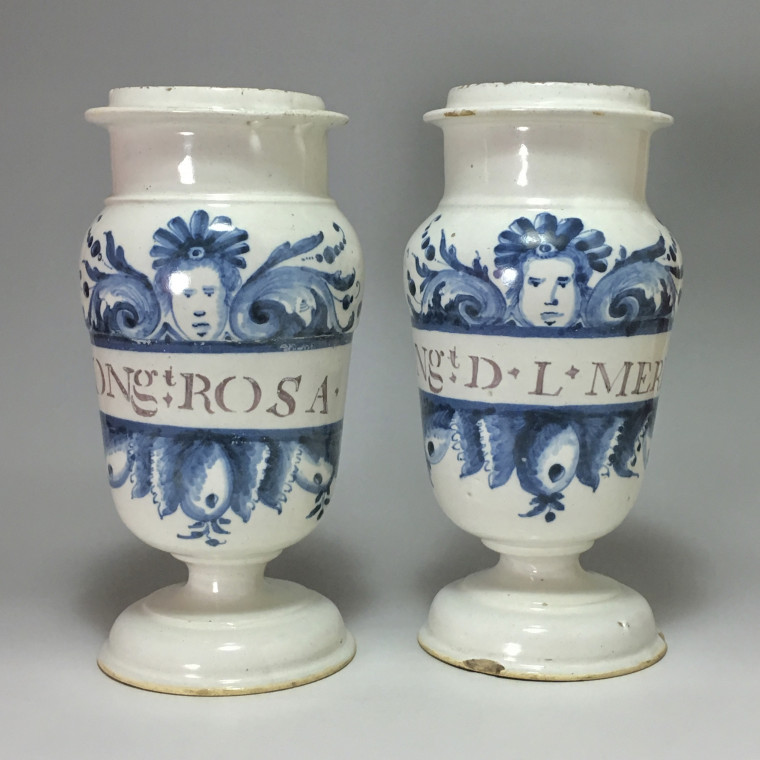 Montpellier - Ensemble of an apothecary - Early eighteenth century.