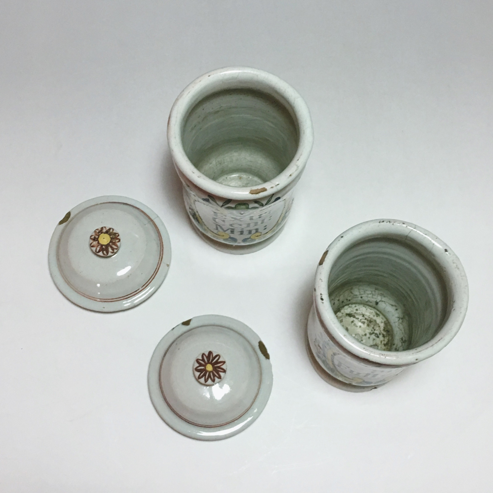 Rouen - Pair of small pharmacy jars - Eighteenth century