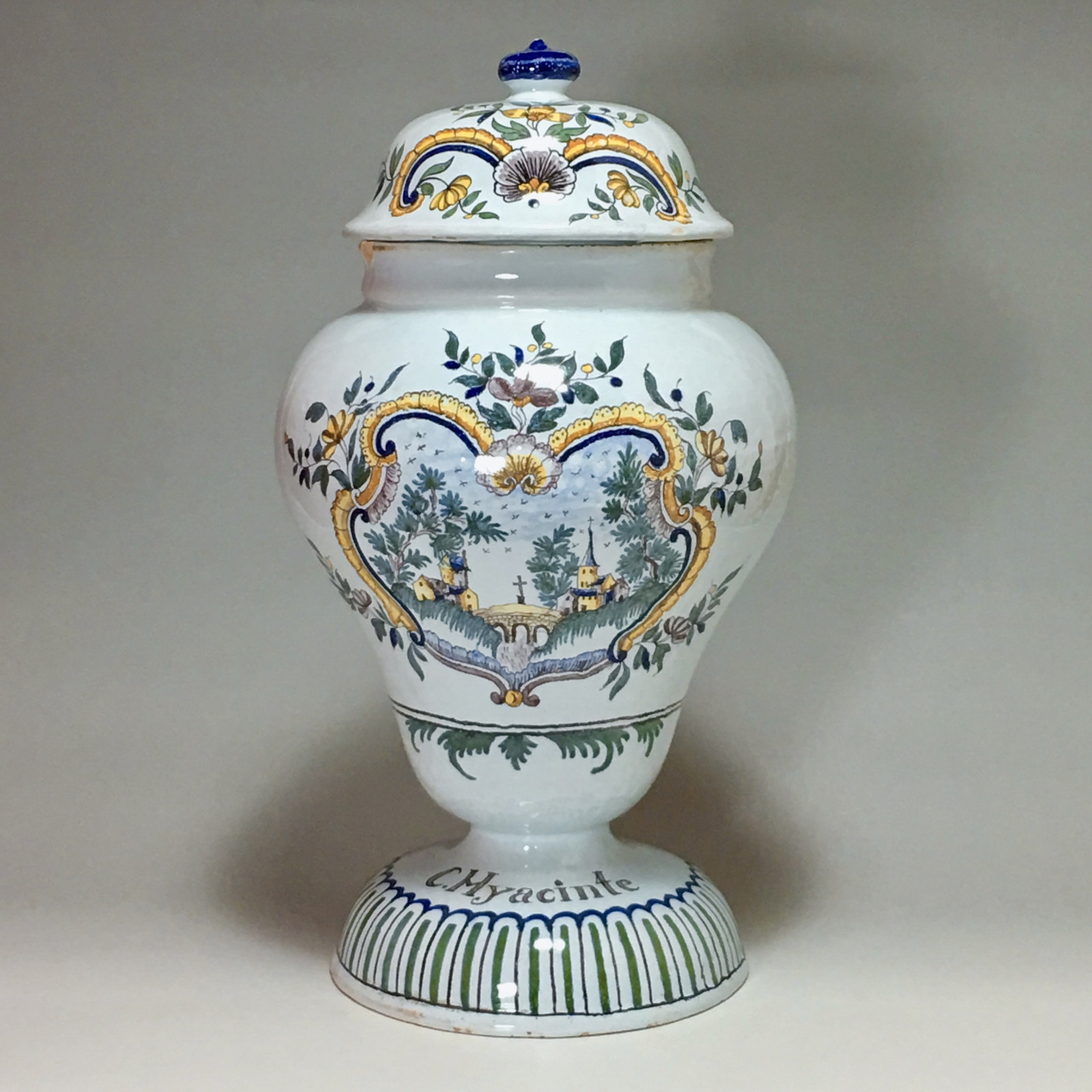 Moulins - Rare large vase covered with pharmacy - eighteenth century