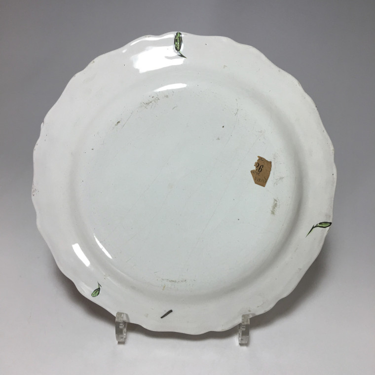 MARSEILLE (Robert) - Pair of plates with floral decoration - eighteenth century